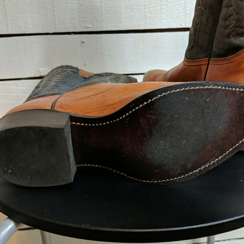 Cavender's Men's Cowboy Boots (7.5) - Picture 6 of 7